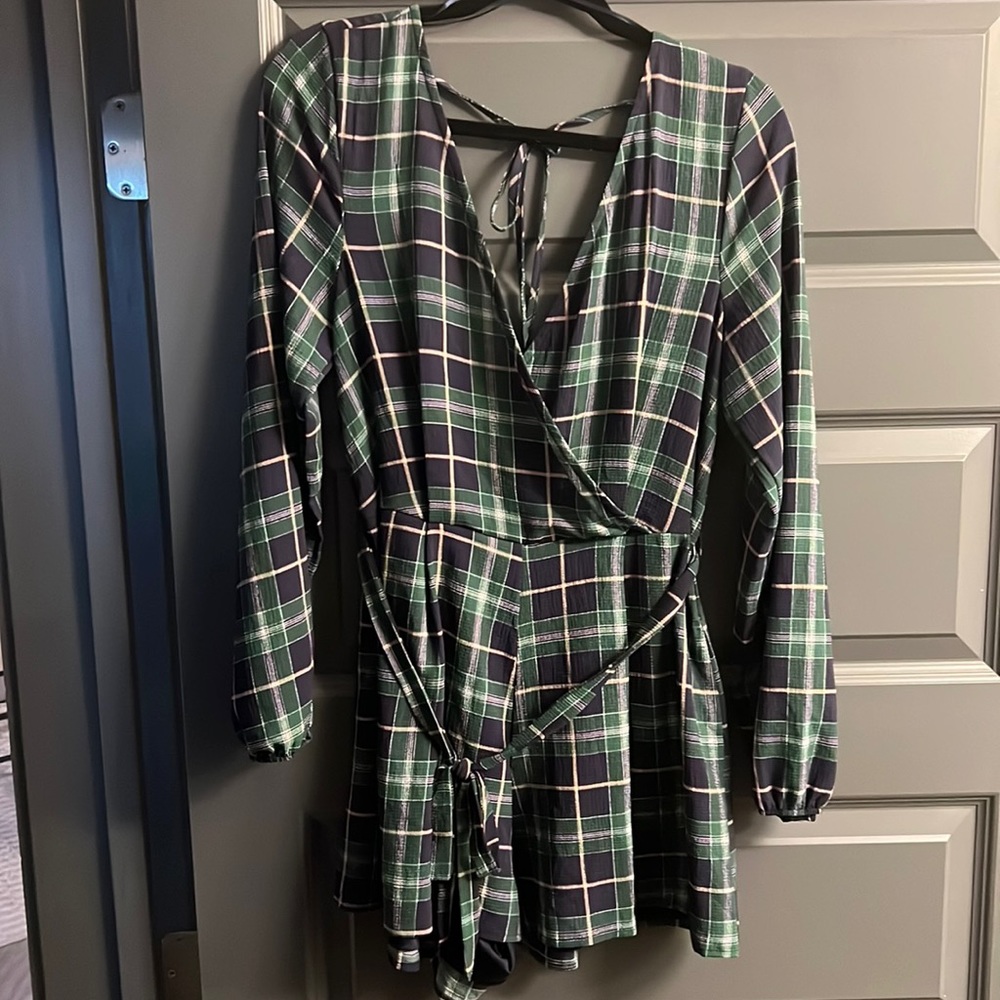 Cute, blue and green long sleeved romper!